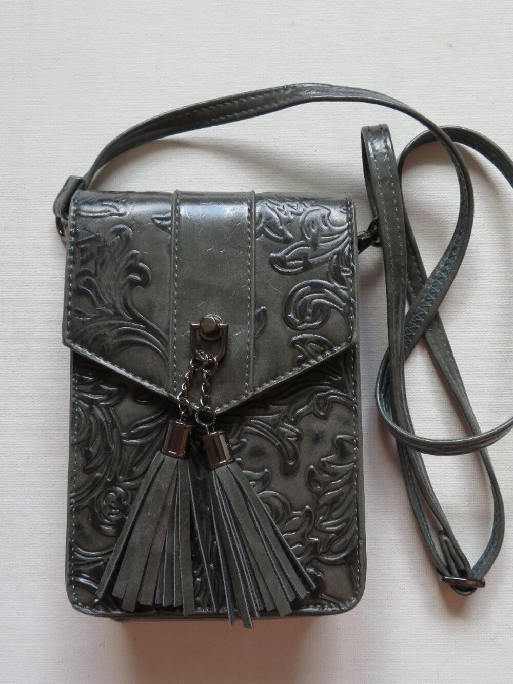 Meitrue Gray Vinyl Embossed Floral Small Crossbody Purse with Tassels